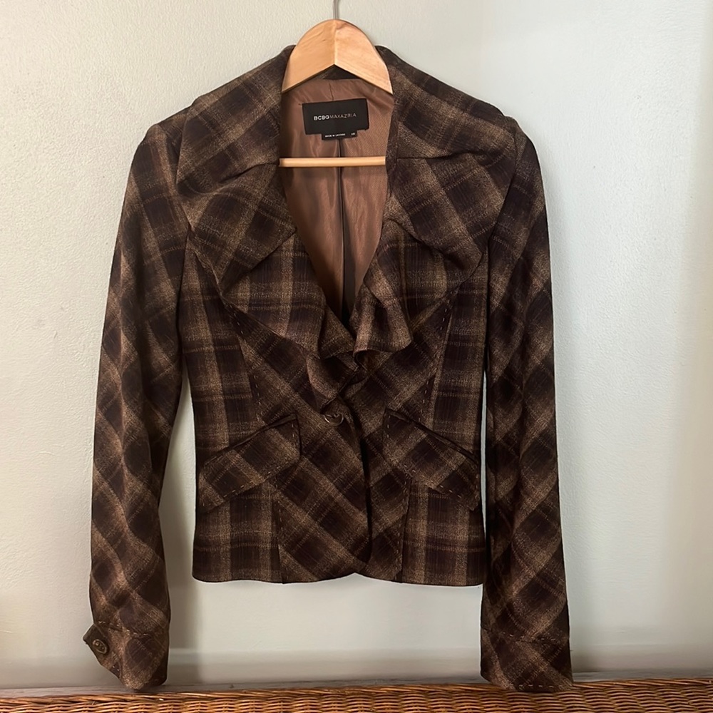 BCBGMAXAZRIA Maxazria Ruffled Collar Blazer